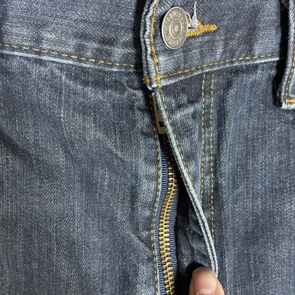 Levis Mens Jeans 502 36 x 30 Taper Fit Light Blue Stretch Cotton Medium Wash